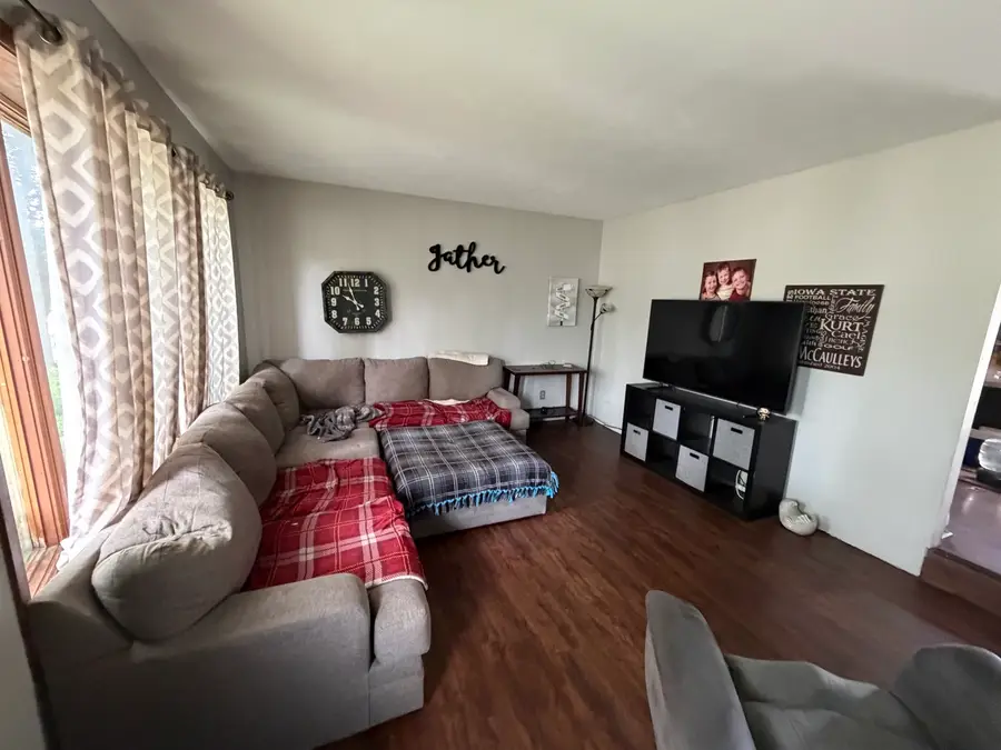 812 10th Street, De Witt, IA 52742 - #2