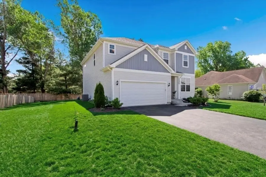 2220 Walnut Glen Boulevard, Island Lake, IL 60042 - #2