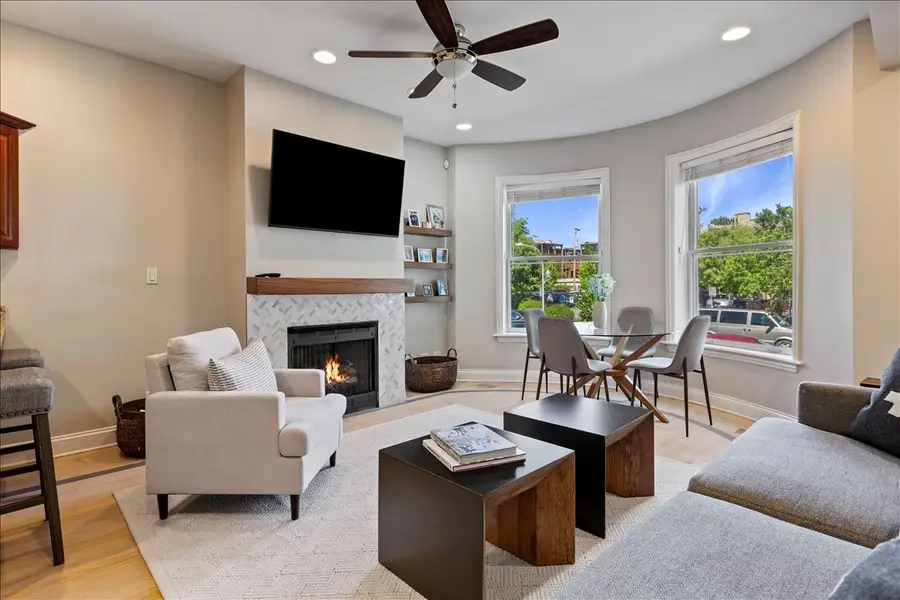 4434 N Dover Street #1, Chicago, IL 60640 - #3