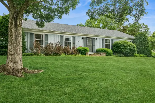 344 Wisconsin Avenue, Barrington, IL 60010