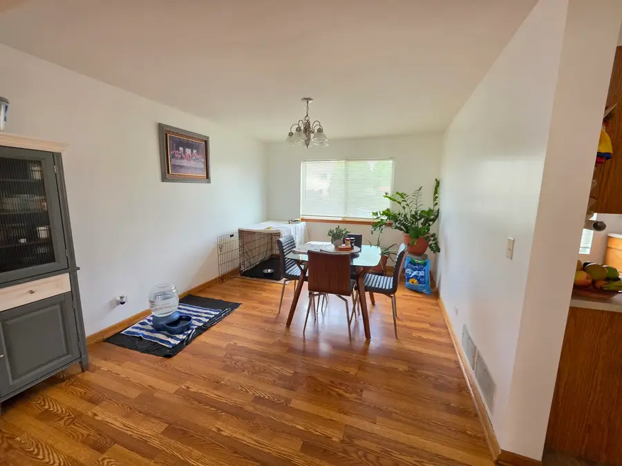 2400 Mark Avenue, Zion, IL 60099 - #3
