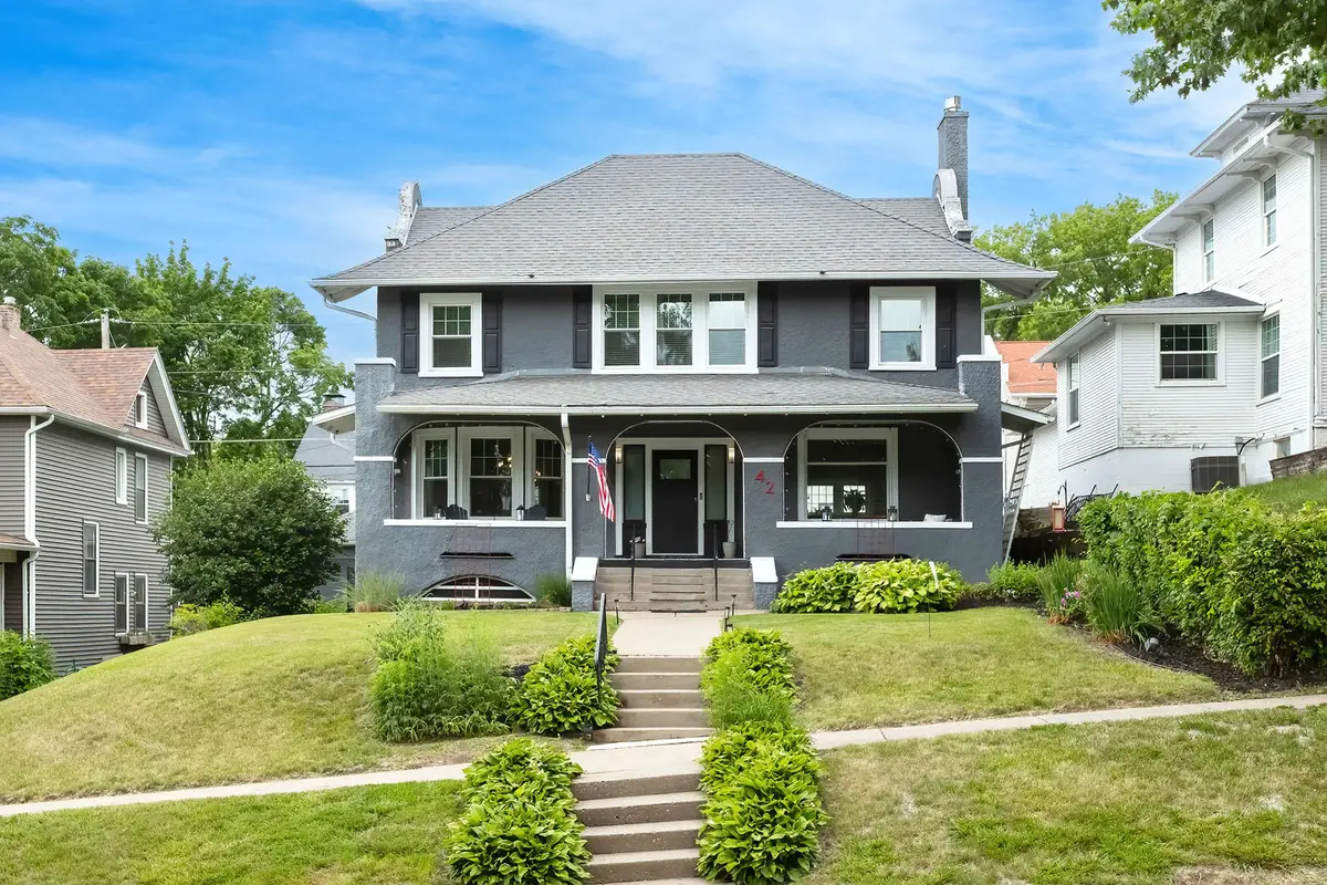 42 Hillcrest Avenue, Davenport, IA 52803 - #1