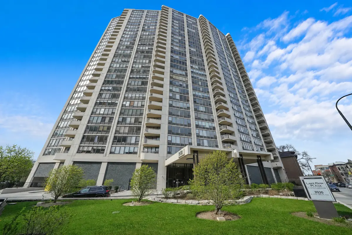 3930 N Pine Grove Avenue #316, Chicago, IL 60613 - #1