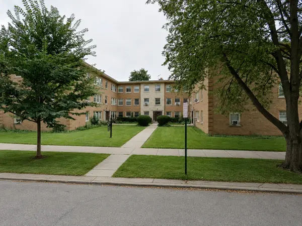 Address Withheld By Seller, Skokie, IL 60077