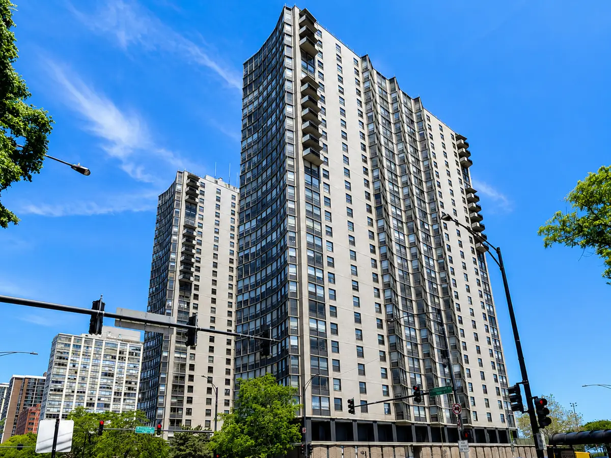 5701 N Sheridan Road #16N, Chicago, IL 60660 - #1