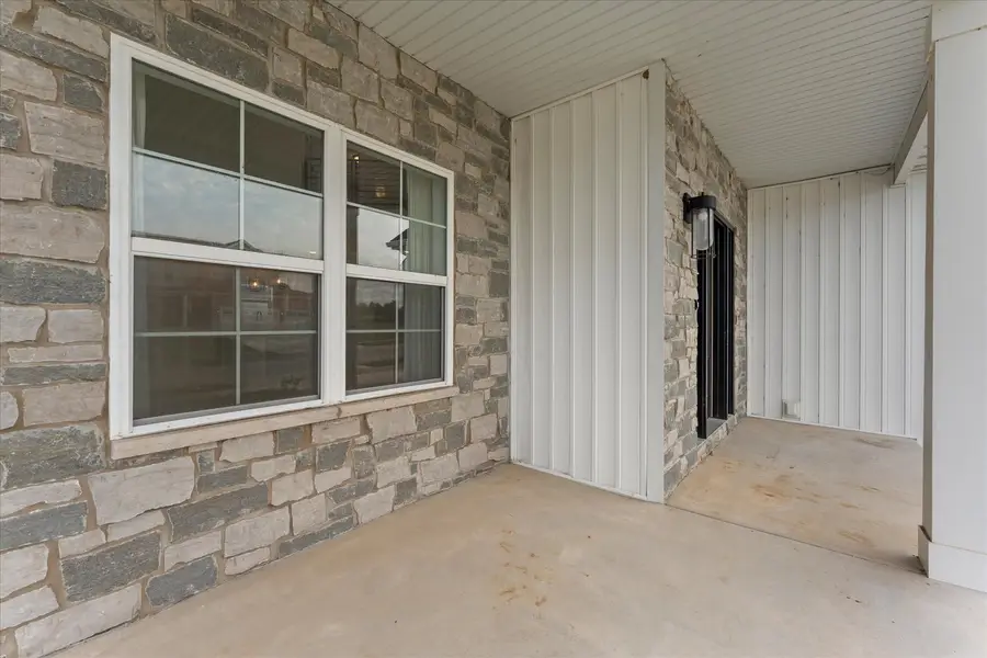 706 Isabella Drive, Mahomet, IL 61853 - #3