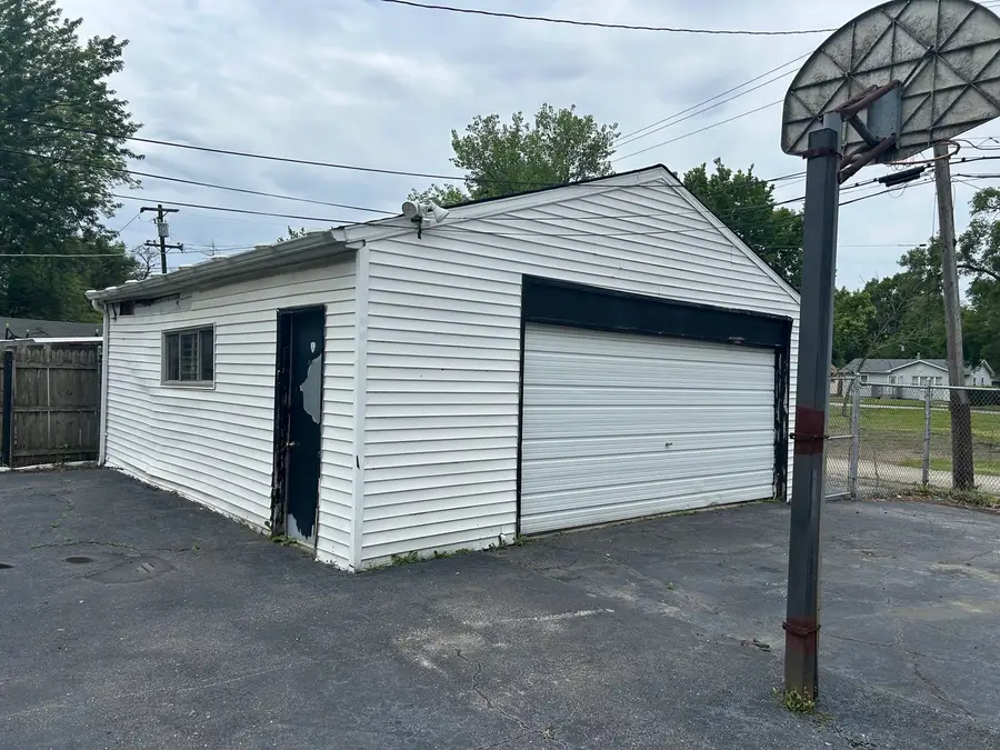 16124 Woodbridge Avenue, Harvey, IL 60426 - #3