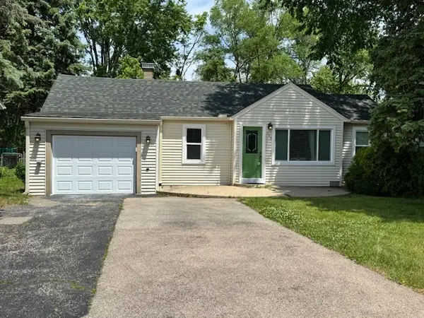 113 Pheasant Trail, Lake In The Hills, IL 60156