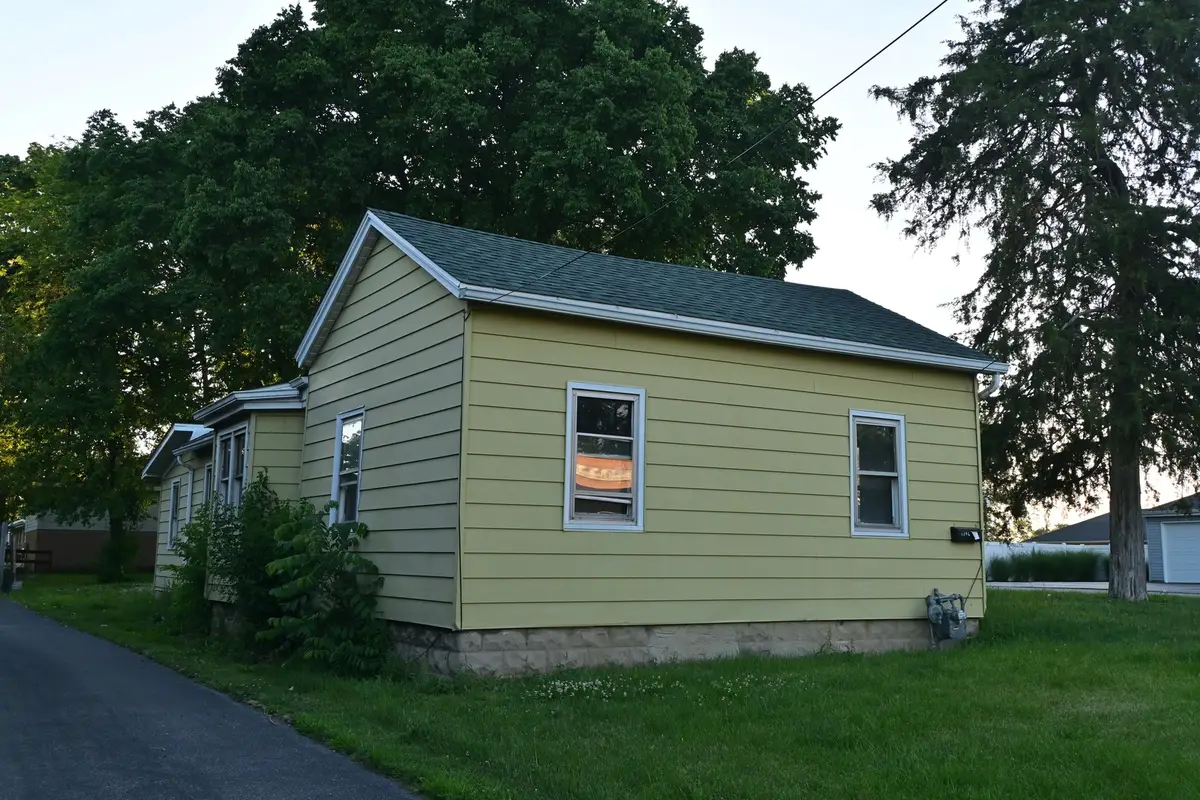 1346 N Division Street, Morris, IL 60450 - #1