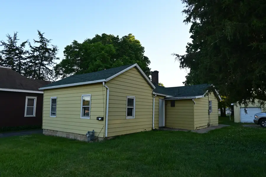 1346 N Division Street, Morris, IL 60450 - #3