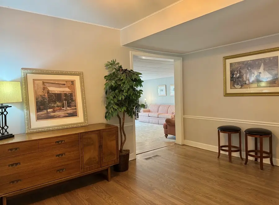 960 Alfini Drive, Des Plaines, IL 60016 - #3