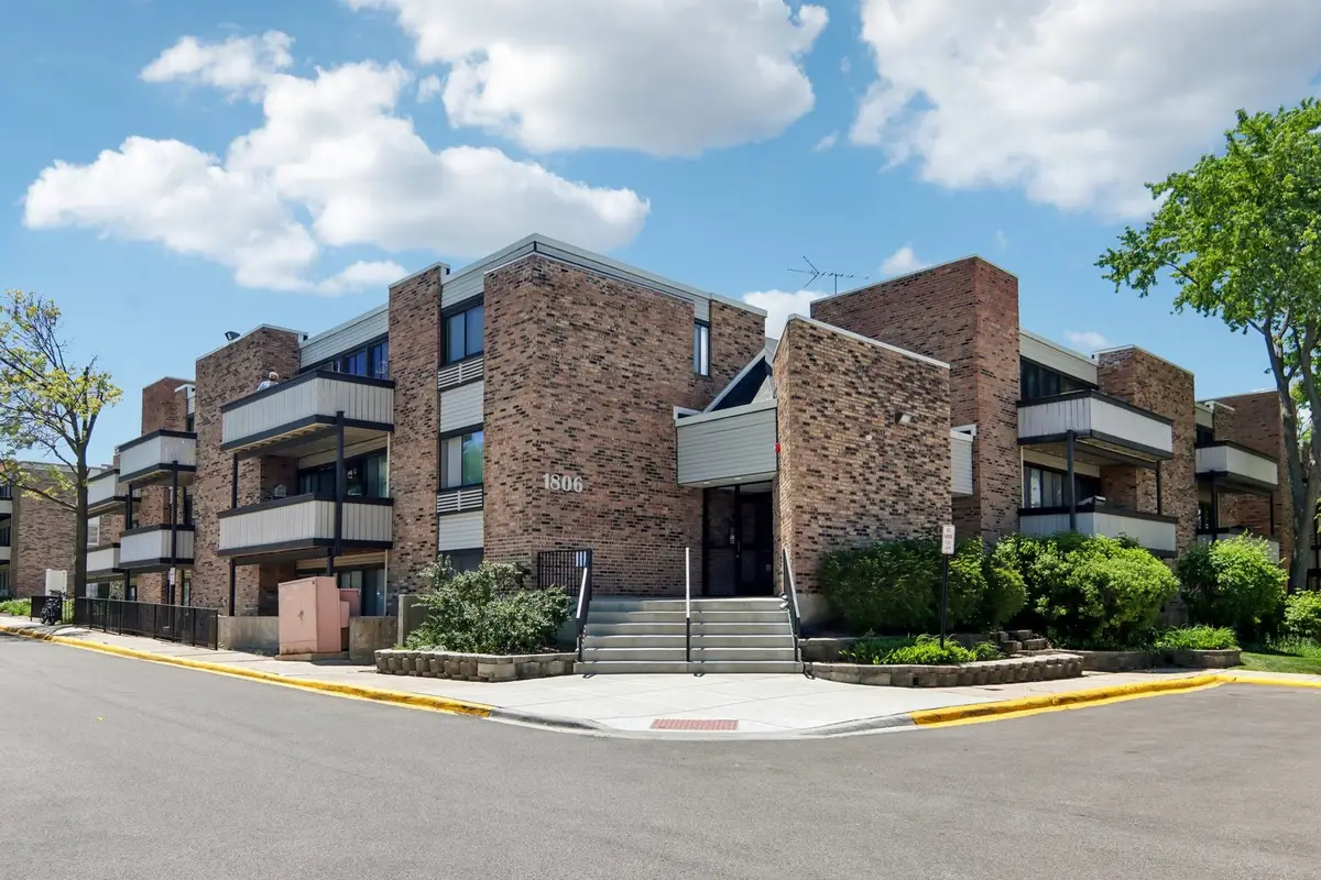 1806 Hemlock Place #303, Schaumburg, IL 60173 - #1