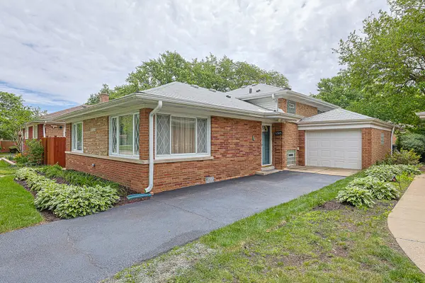 5505 Keeney Street, Morton Grove, IL 60053