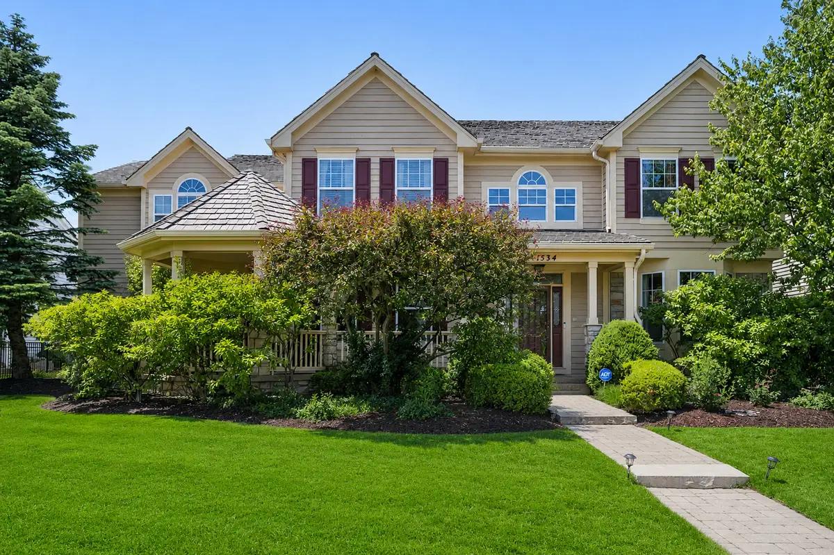 1534 Constitution Drive, Glenview, IL 60026 - #1