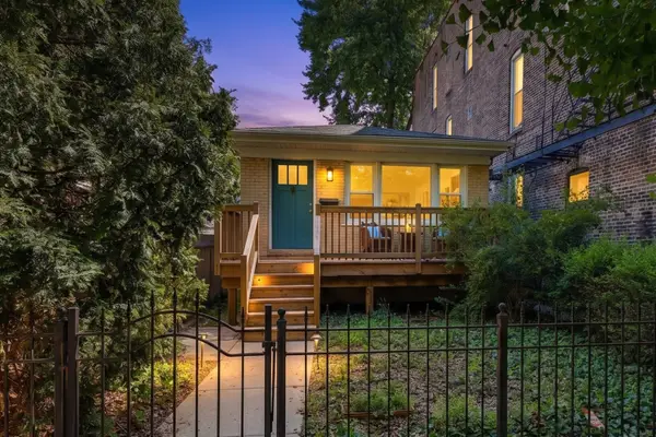 1429 W Huron Street, Chicago, IL 60642