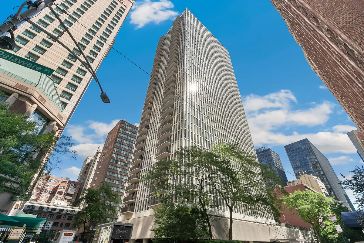 200 E Delaware Place #11A, Chicago, IL 60611 - #1
