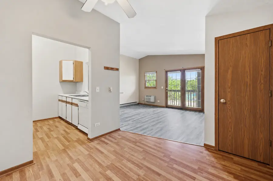 330 Leah Lane #3B, Woodstock, IL 60098 - #2