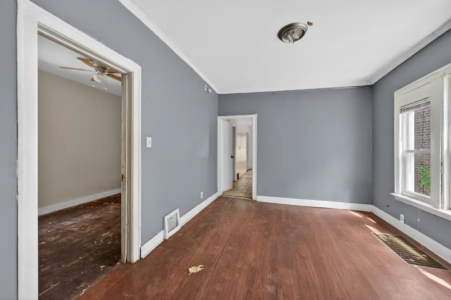 6603 S Oakley Avenue, Chicago, IL 60636 - #3