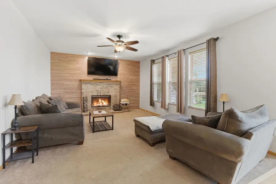911 Millard Court, Joliet, IL 60431 - #3