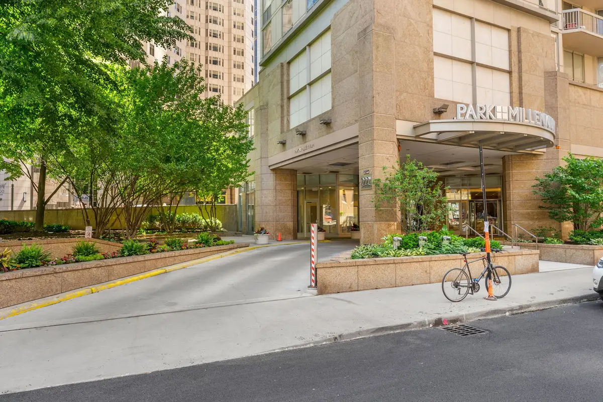 222 N Columbus Drive #2207, Chicago, IL 60601 - #1