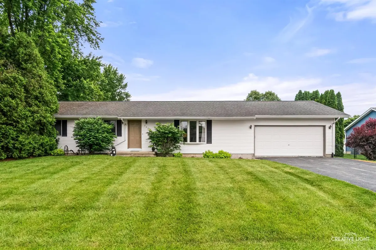 285 E Legner Street, Leland, IL 60531 - #1