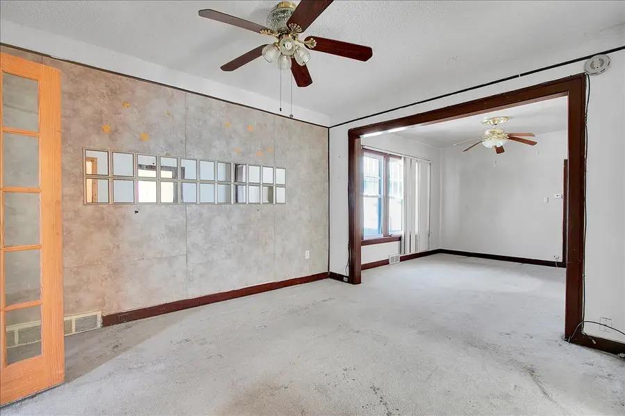 321 W 114th Street, Chicago, IL 60628 - #2
