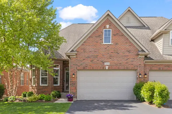 1636 Castle Lawn Court, Naperville, IL 60565