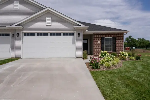 34 Frank Court, Leclaire, IA 52753