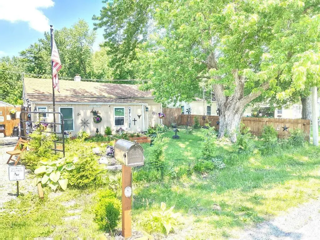 16925 10th Avenue, East Moline, IL 61244 - #1