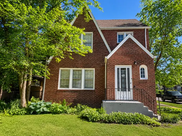1527 Brookside Avenue, Waukegan, IL 60085