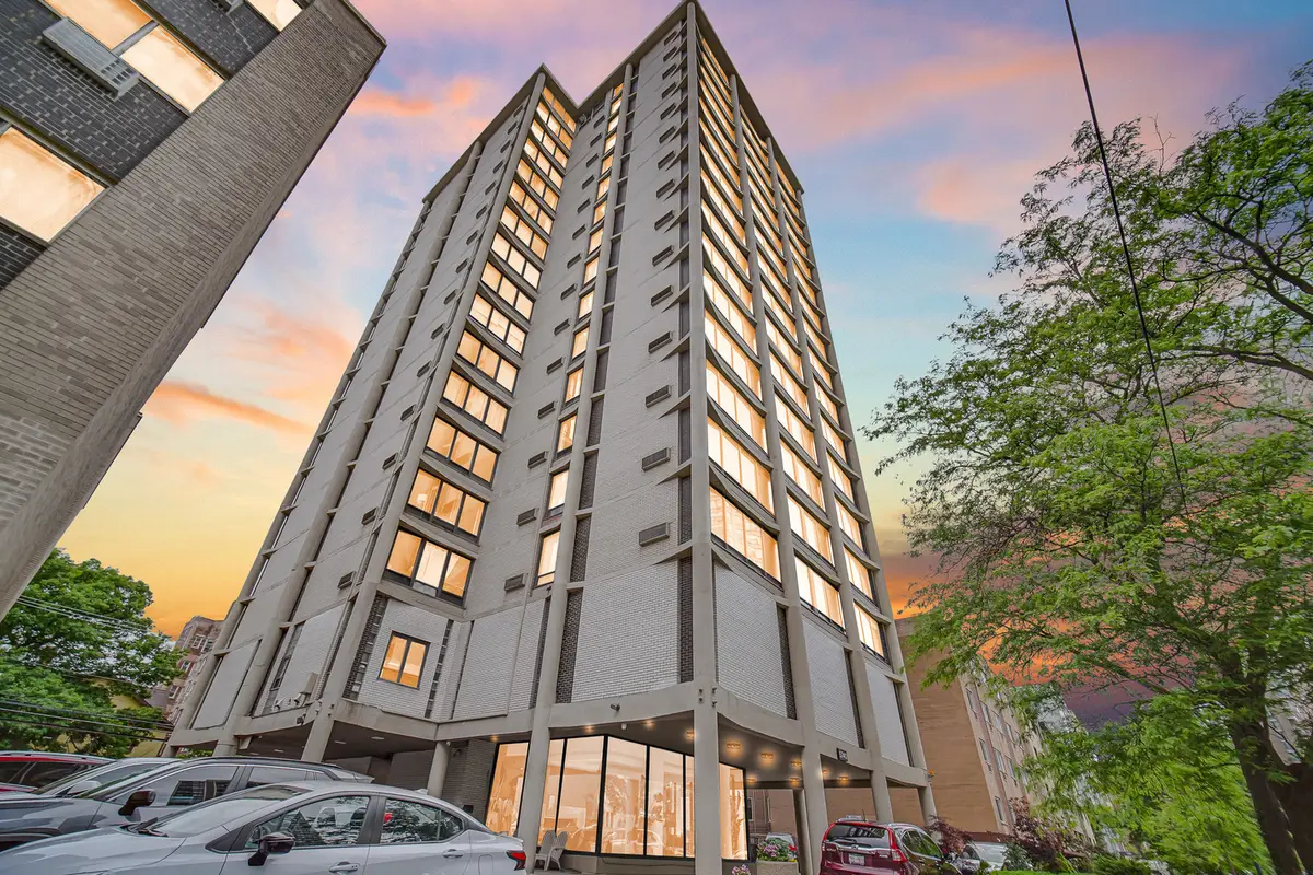 5740 N Sheridan Road #11A, Chicago, IL 60660 - #1