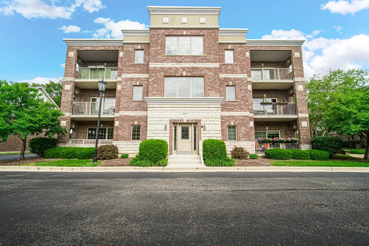 405 W Pierce Road #201, Itasca, IL 60143 - #1