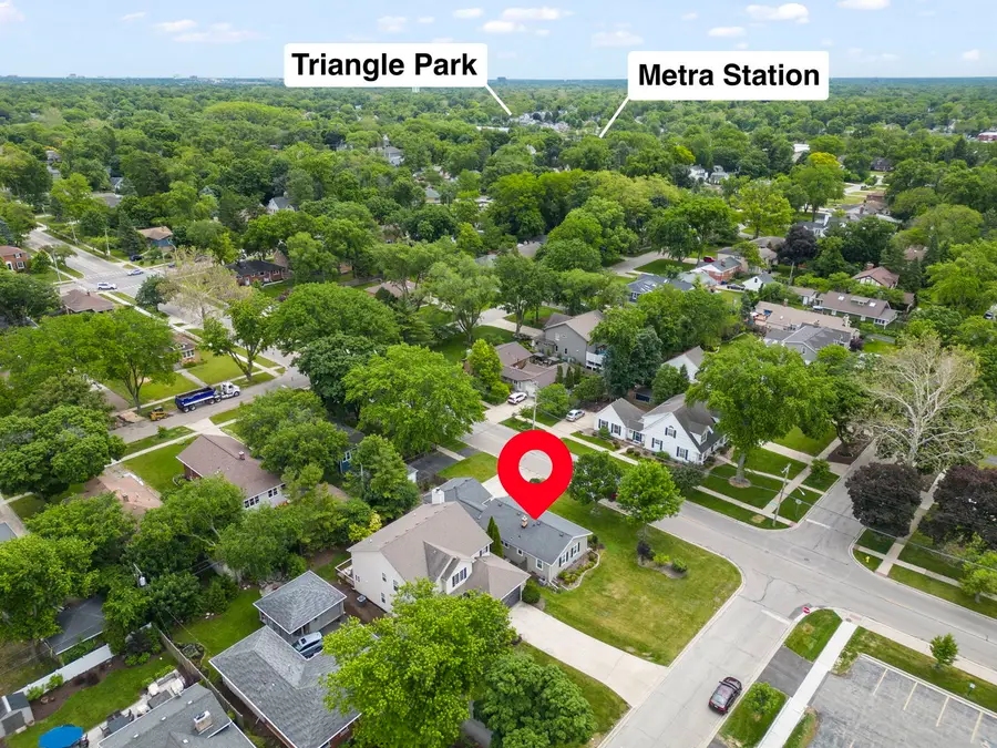 803 E Harrison Avenue, Wheaton, IL 60187 - #3
