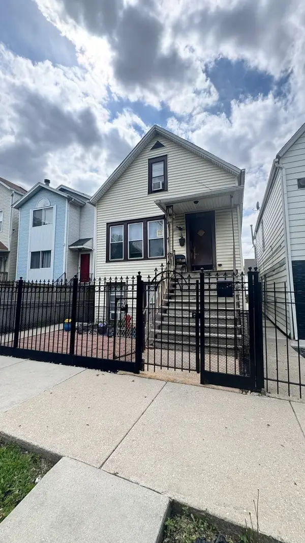 1638 N Campbell Avenue, Chicago, IL 60647