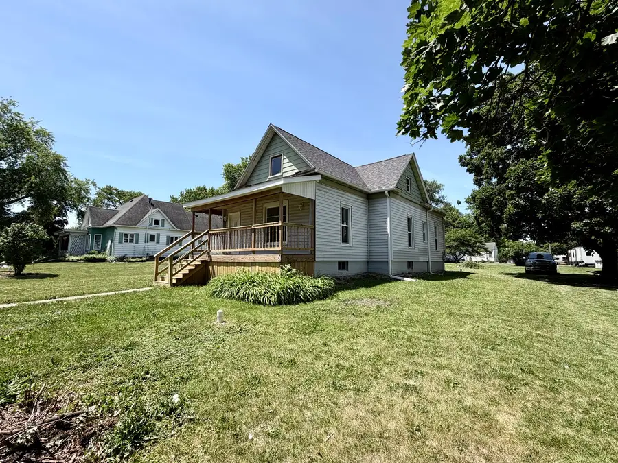 38 Maple Street, Saunemin, IL 61769 - #2