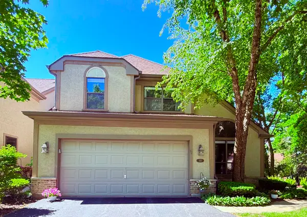 113 Chatsworth Circle, Schaumburg, IL 60194