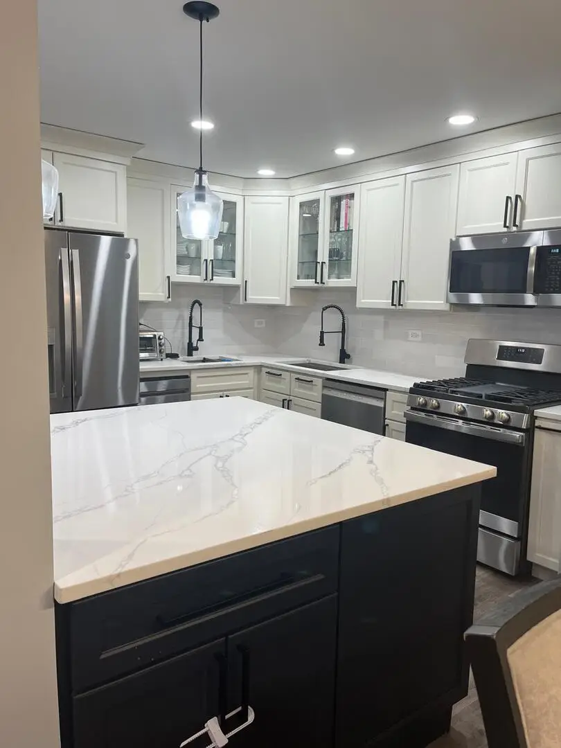 6800 N California Avenue #2O, Chicago, IL 60645 - #3