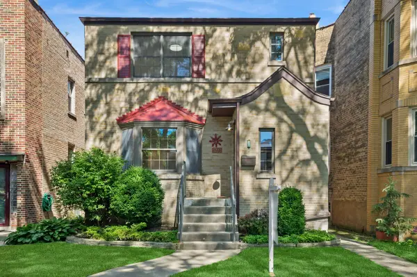 5723 N Saint Louis Avenue, Chicago, IL 60659