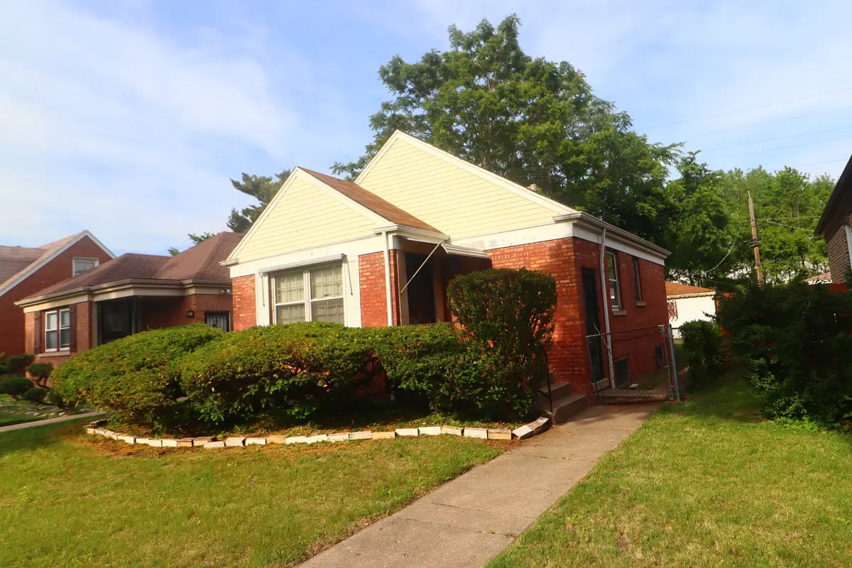 8821 S Eggleston Avenue, Chicago, IL 60620 - #1