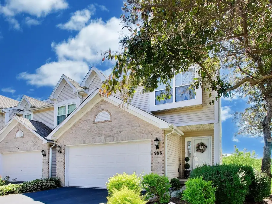 986 Viewpoint Drive, Lake In The Hills, IL 60156 - #2