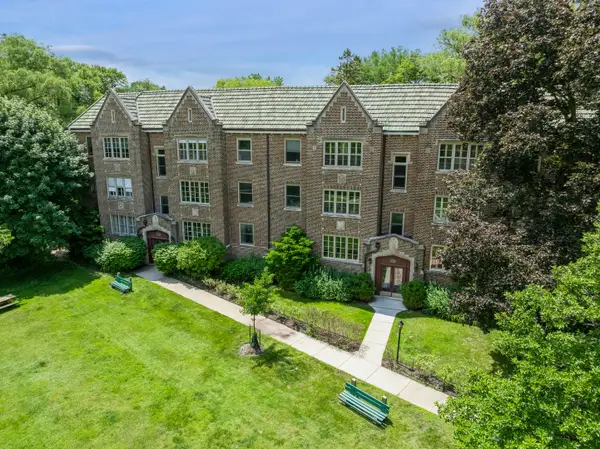 1210 Central Street #3N, Evanston, IL 60201