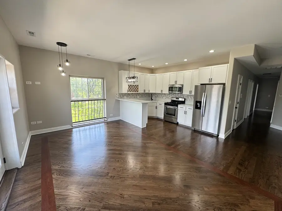 543 E 43rd Street #2E, Chicago, IL 60653 - #3