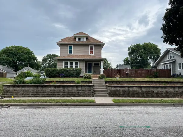 2902 Fair Avenue, Davenport, IA 52803