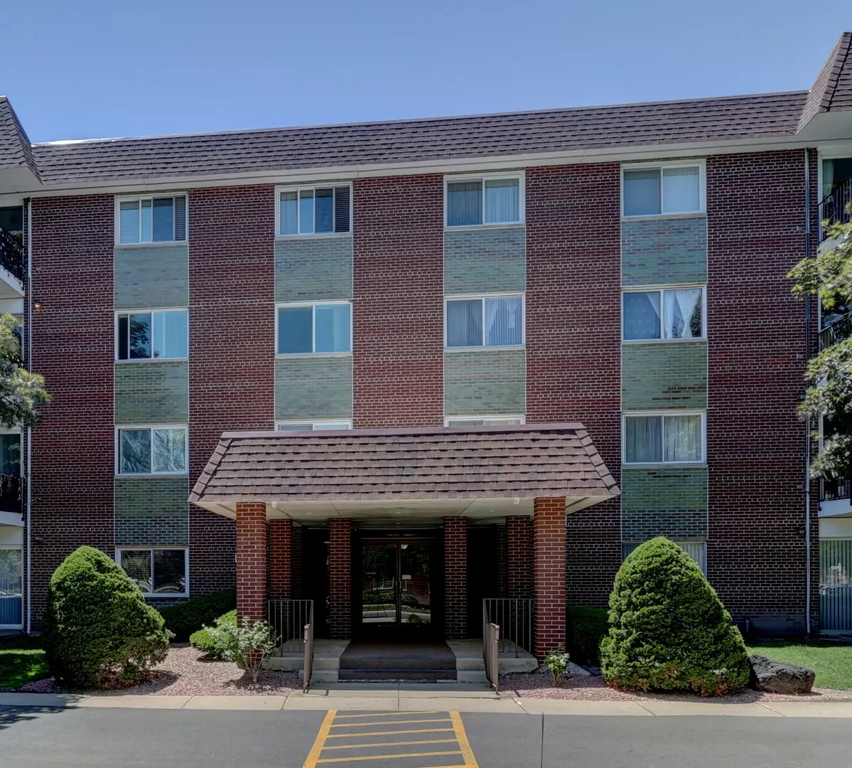 1030 S Fernandez Avenue #1T, Arlington Heights, IL 60005 - #1