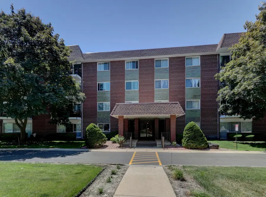 1030 S Fernandez Avenue #1T, Arlington Heights, IL 60005 - #2