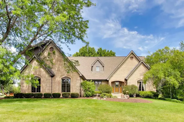 214 Red Bud Circle, Sleepy Hollow, IL 60118