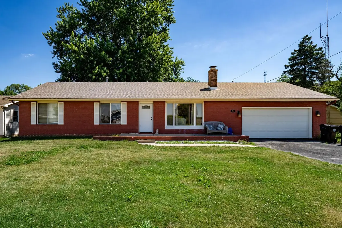 705 Eastview Drive, McLean, IL 61754 - #1