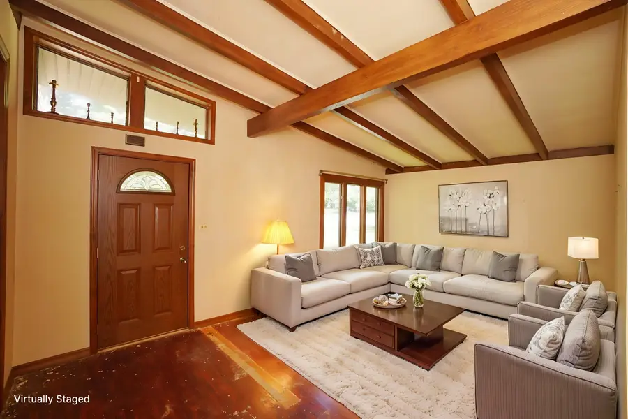 1512 Glen Ellyn Road, Glendale Heights, IL 60139 - #3
