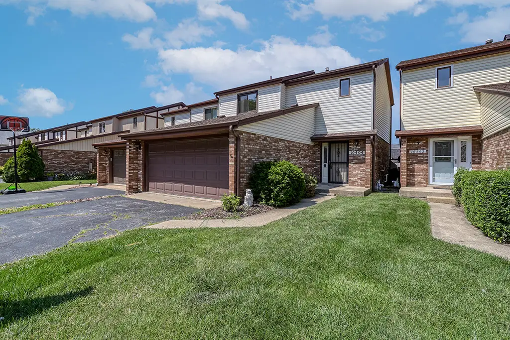 10404 Sheffield Drive, Palos Hills, IL 60465 - #1