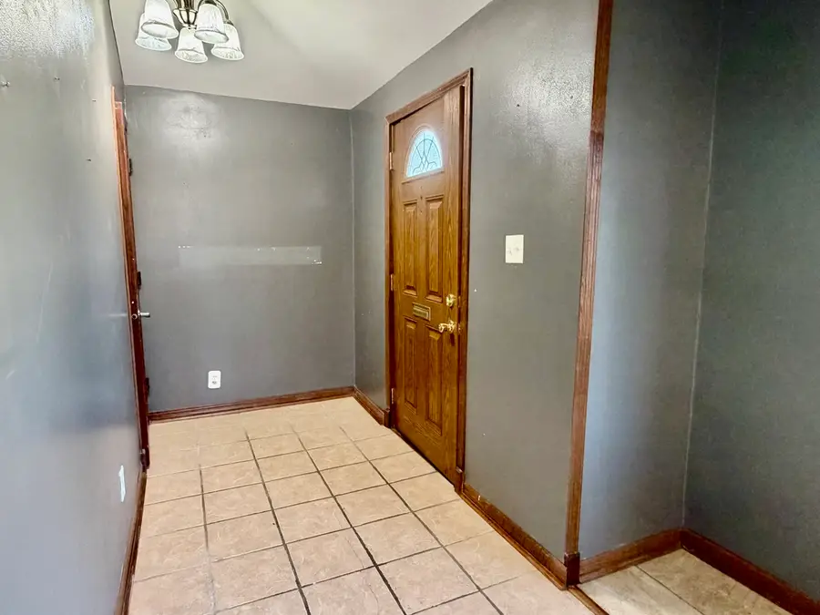 414 East 8th Street, Rock Falls, IL 61071 - #3